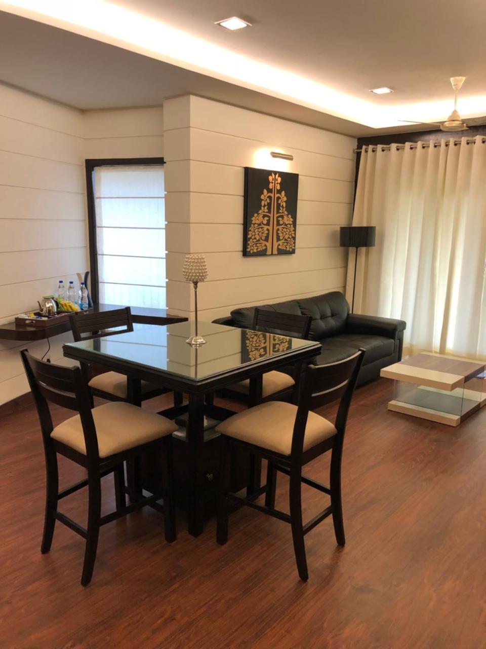 Beautiful Apartments At Tarudhan Valley Golf Resort, Manesar Gurgaon Eksteriør billede